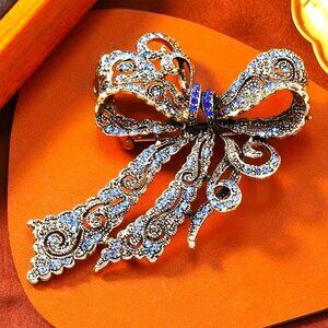 Bow Brooch Rhinestones LARGE Hollywood Glam Stylish Stunning Bold Statement NEW